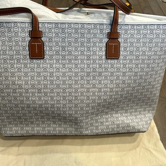 NWOT Tory Burch Daisy Chain Embroidered Tote Bag - Picture 4 of 9